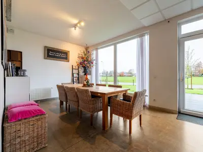 DiningRoom
