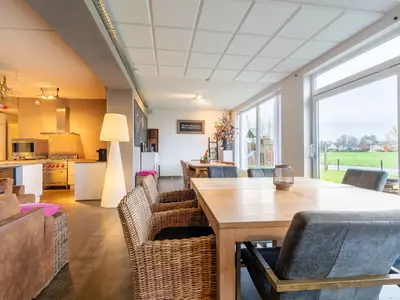 DiningRoom