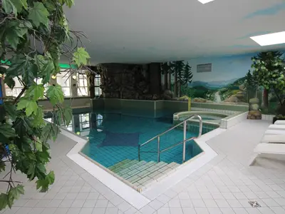 PoolOfHouse