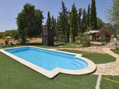 PoolOfHouse