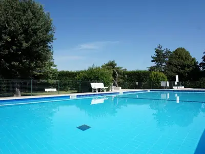 PoolOfHouse
