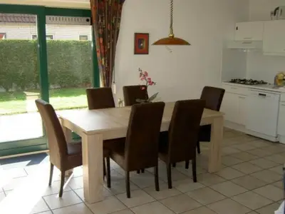 DiningRoom