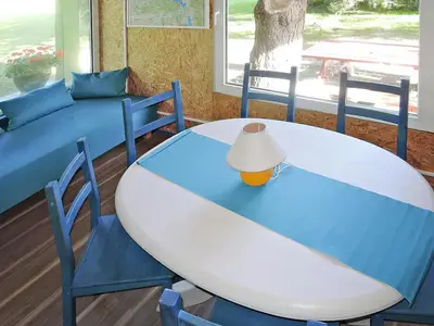 DiningRoom
