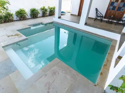 PoolOfHouse