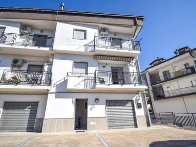 house house