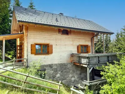 Außenseite Ferienhaus [Sommer]