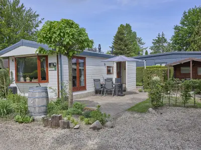 Außenseite Ferienhaus [Sommer]