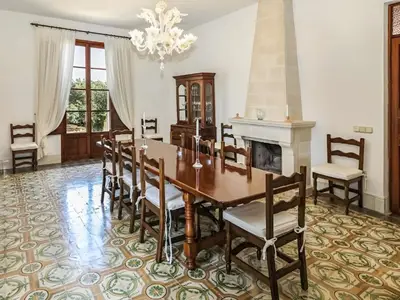 DiningRoom