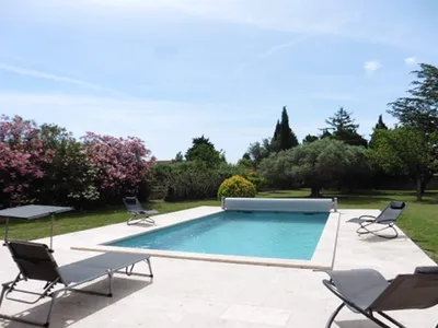 PoolOfHouse