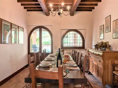 DiningRoom