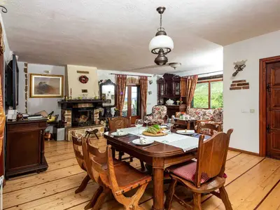 DiningRoom