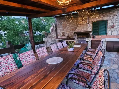 DiningRoom