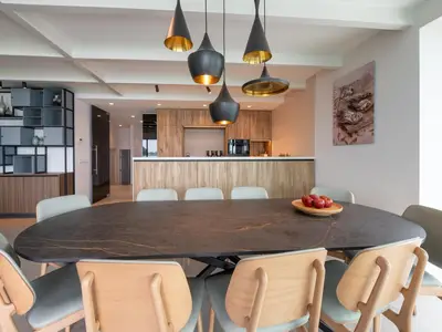 DiningRoom