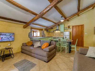 Ferienhaus für 7 Personen (100 m²) in Hum 7/10