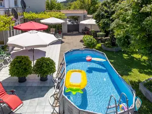 Ferienhaus für 4 Personen (100 m²) in Drivenik