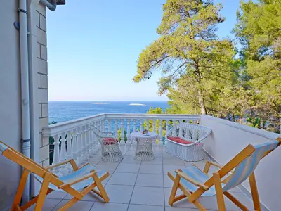 balcony-terrace