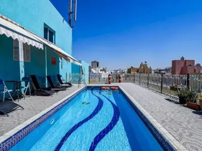 PoolOfHouse