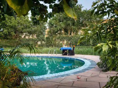 PoolOfHouse