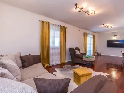 Ferienhaus für 7 Personen in Rastane 8/10