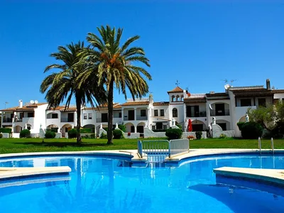 PoolOfHouse