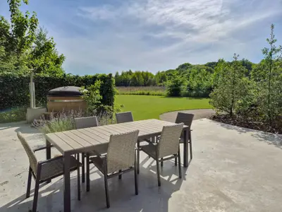 Aussicht vom Ferienhaus [Sommer]