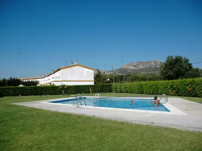 PoolOfHouse
