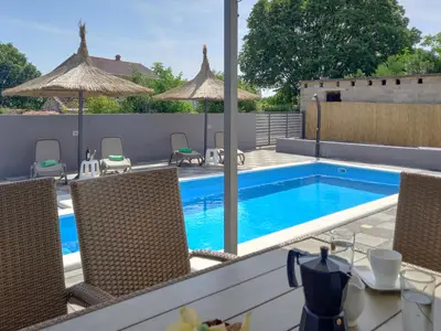 pool