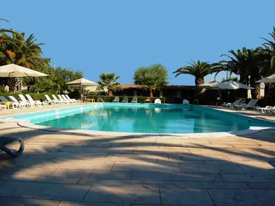 PoolOfHouse