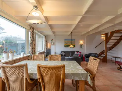 DiningRoom