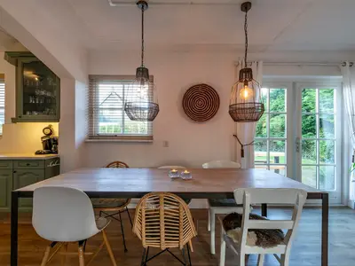 DiningRoom