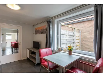 DiningRoom