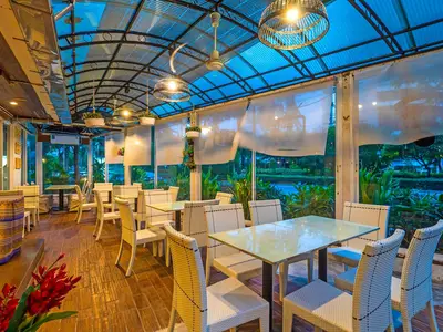 DiningRoom