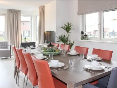 DiningRoom