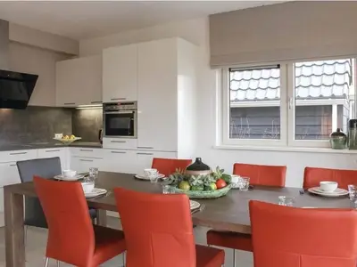 DiningRoom