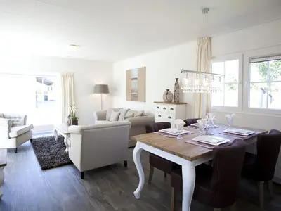 DiningRoom DiningRoom