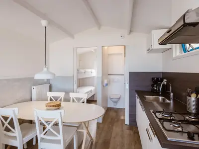 DiningRoom DiningRoom