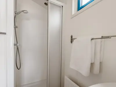 BathRoom BathRoom