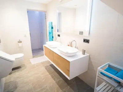 Leite_Häusl_Badezimmer mit WC