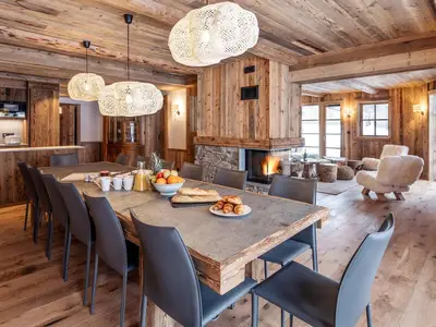 DiningRoom