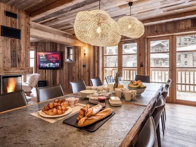 DiningRoom