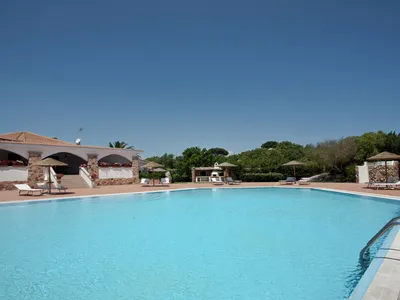PoolOfHouse