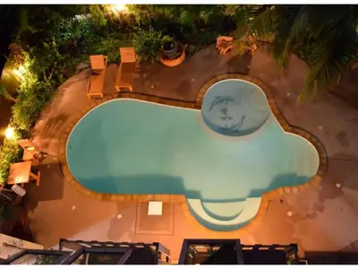 PoolOfHouse