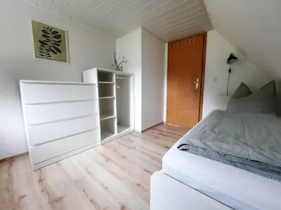 Einzelzimmer 1. OG