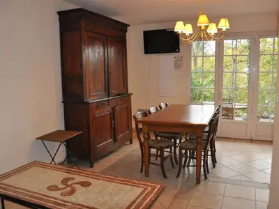 DiningRoom