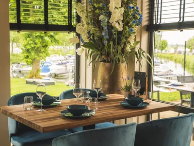 DiningRoom