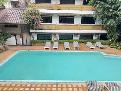PoolOfHouse