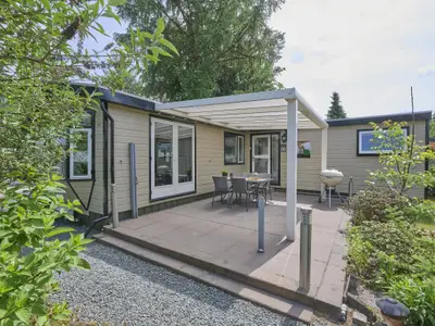 Außenseite Ferienhaus [Sommer]