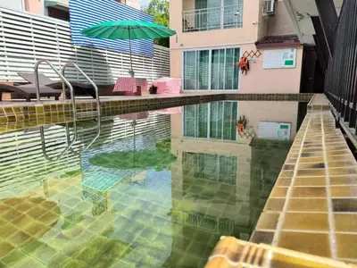PoolOfHouse