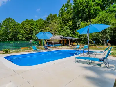 pool