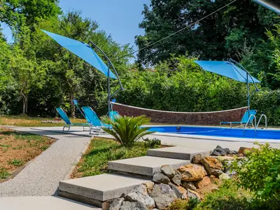 pool